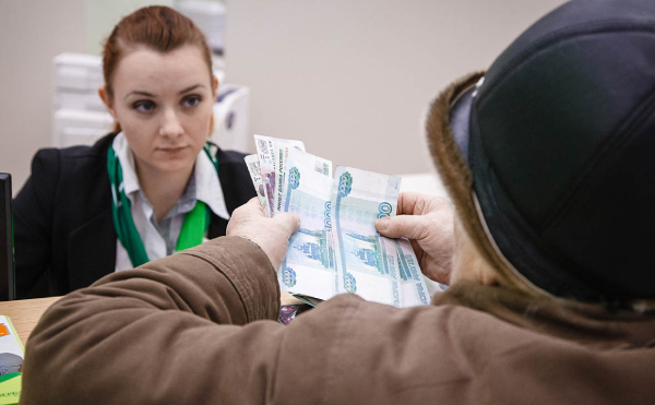 Как часто россияне берут займы?